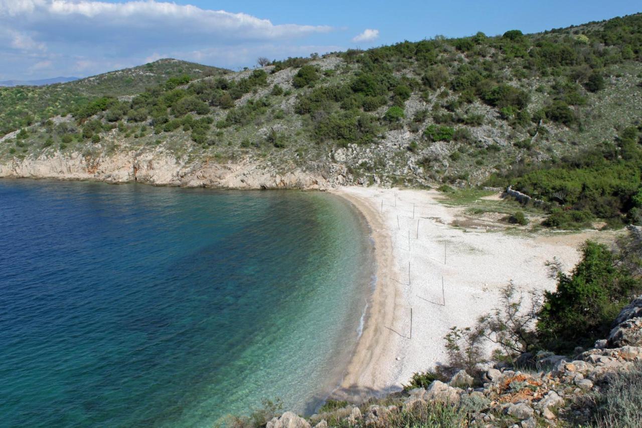 Apartments And Rooms With Parking Space Vrbnik, Krk - 5301 Luaran gambar