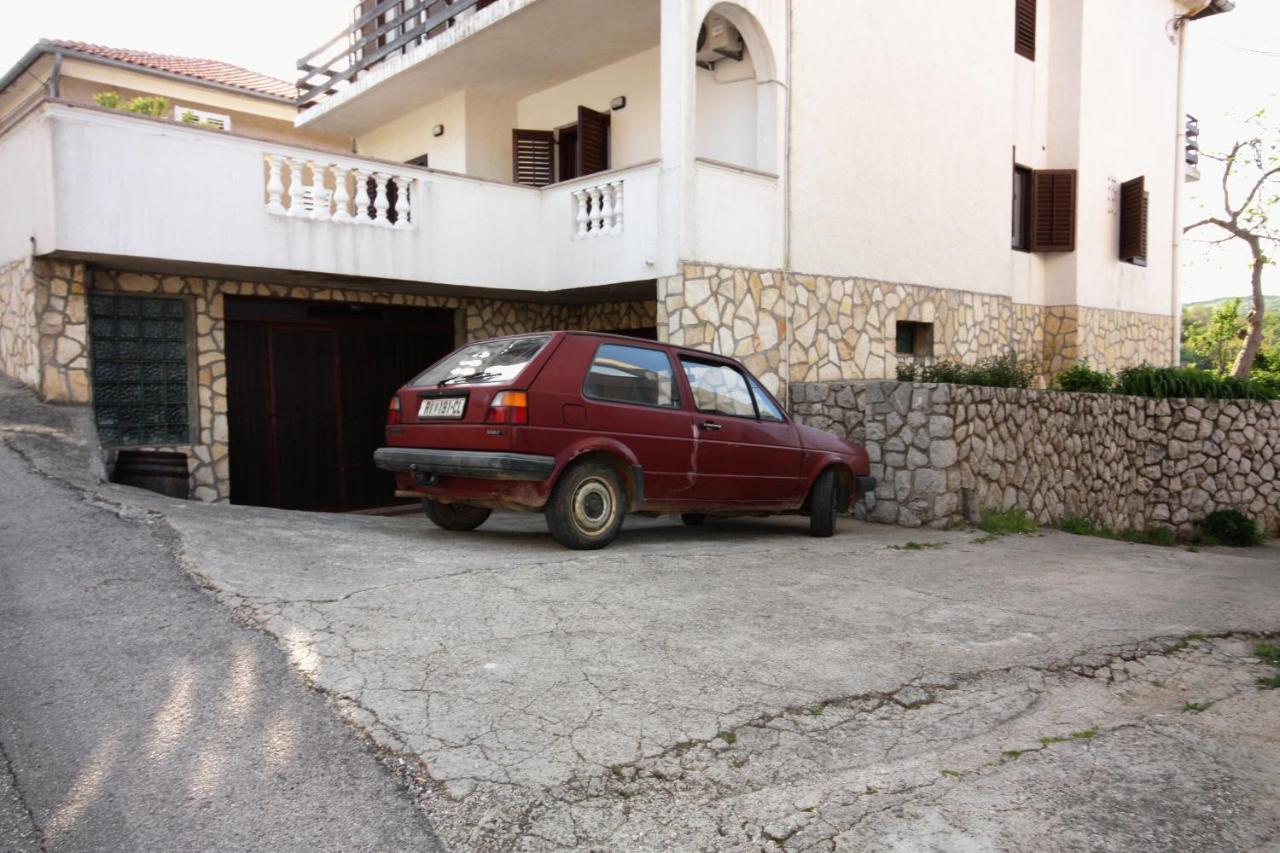 Apartments And Rooms With Parking Space Vrbnik, Krk - 5301 Luaran gambar